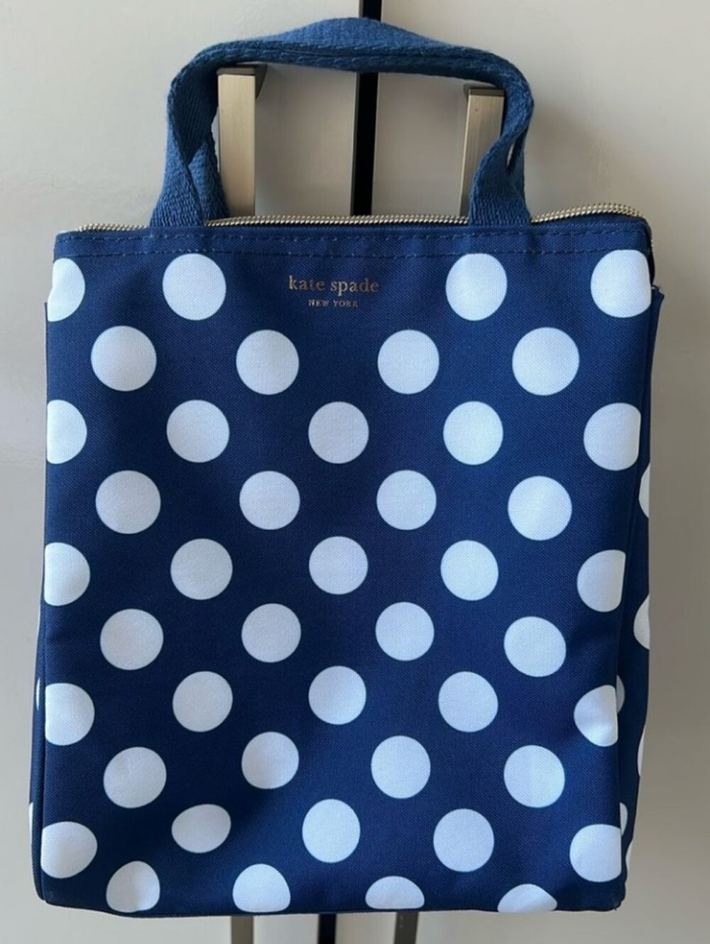 Kate Spade-Polka dot Lunch Bag-Tote (Navy /White ) 💙🤍